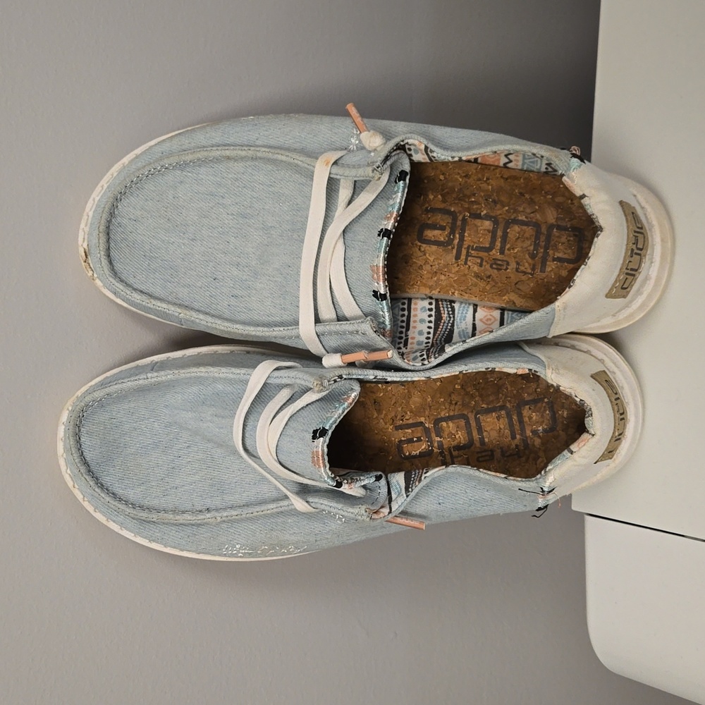 Women's shoes
